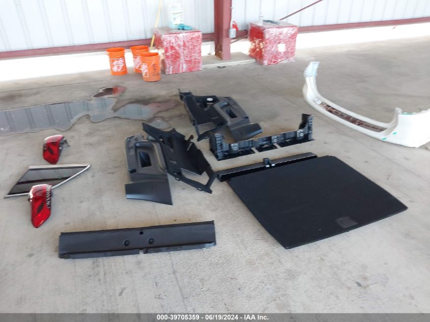 2022 Mercedes-Benz Glb 250 VIN: W1N4M4GB2NW260451 Lot: 39705359