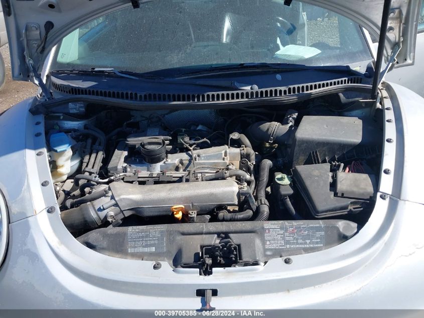 2000 Volkswagen New Beetle Gls VIN: 3VWCD21C3YM451824 Lot: 39705385