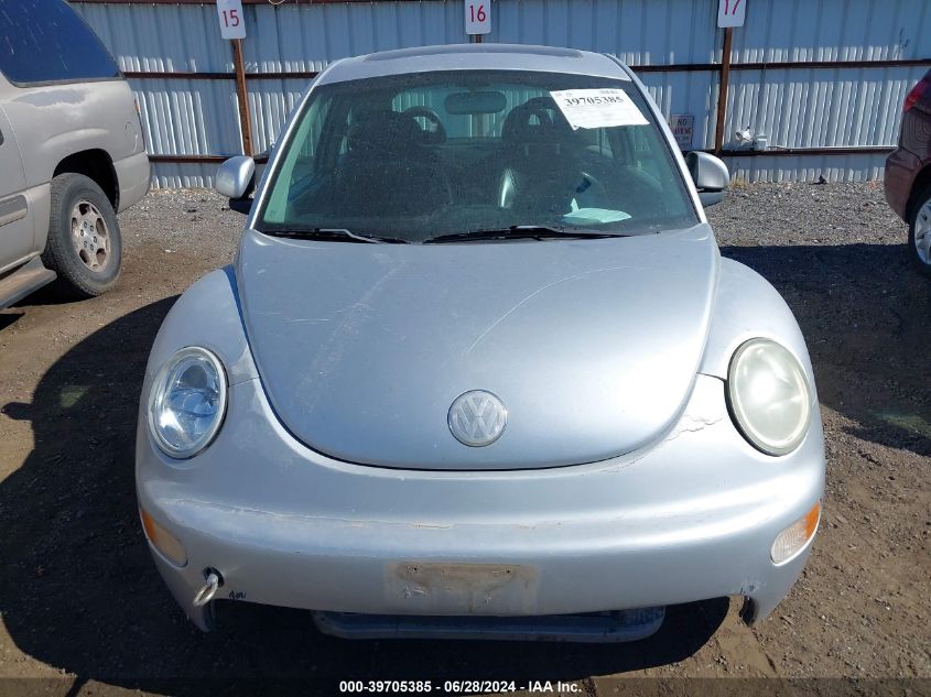 2000 Volkswagen New Beetle Gls VIN: 3VWCD21C3YM451824 Lot: 39705385