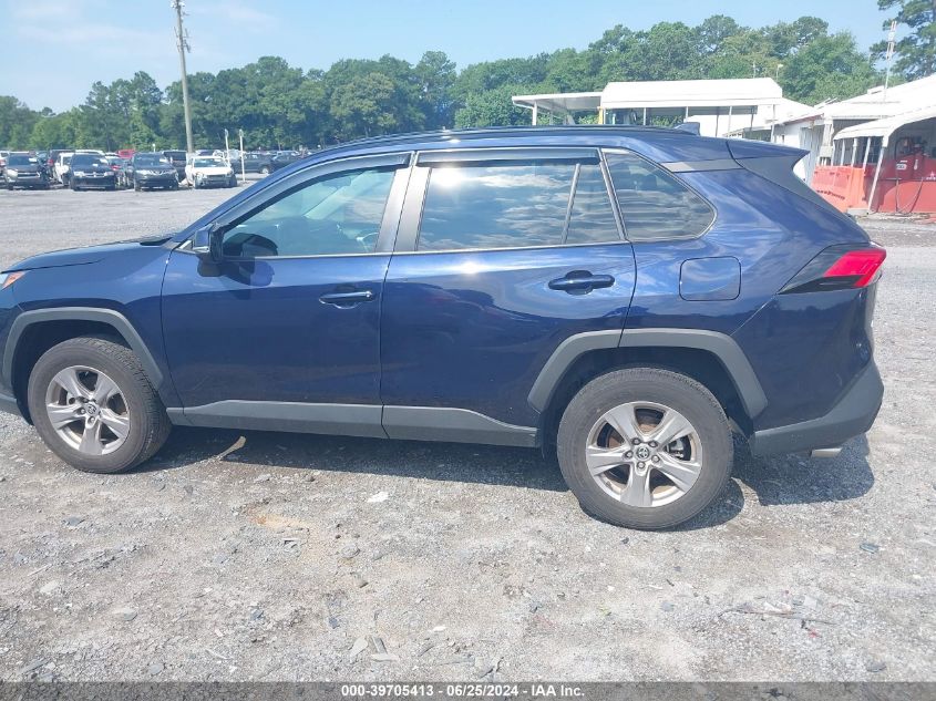 2022 Toyota Rav4 Xle/Xle Premium VIN: 2T3W1RFV3NW211629 Lot: 39705413