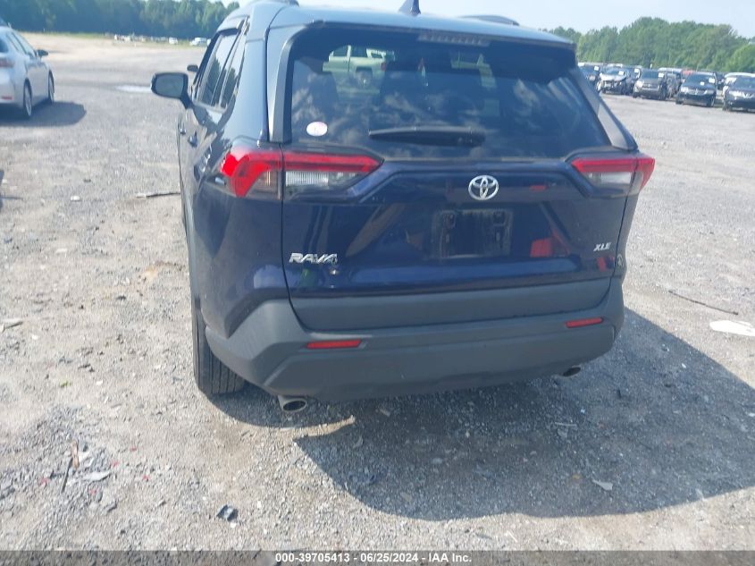 2022 Toyota Rav4 Xle/Xle Premium VIN: 2T3W1RFV3NW211629 Lot: 39705413