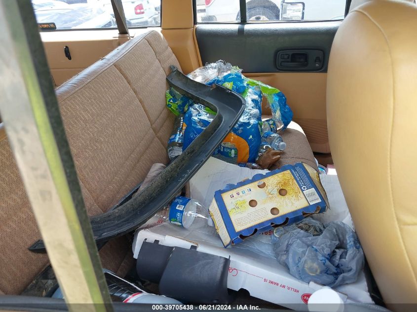 1998 Jeep Cherokee Classic/Sport VIN: 1J4FJ68SXWL254154 Lot: 39705438