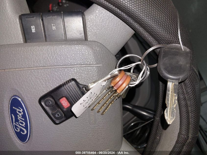 2007 Ford F-150 Xlt VIN: 1FTRW12W67KC67333 Lot: 39705464