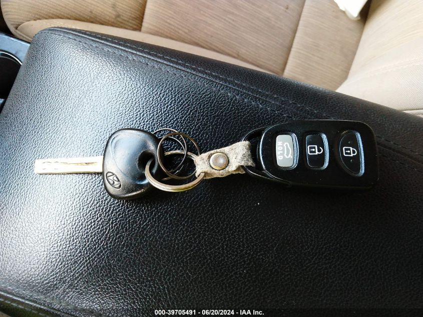 5NPEB4AC9BH081909 2011 Hyundai Sonata Gls