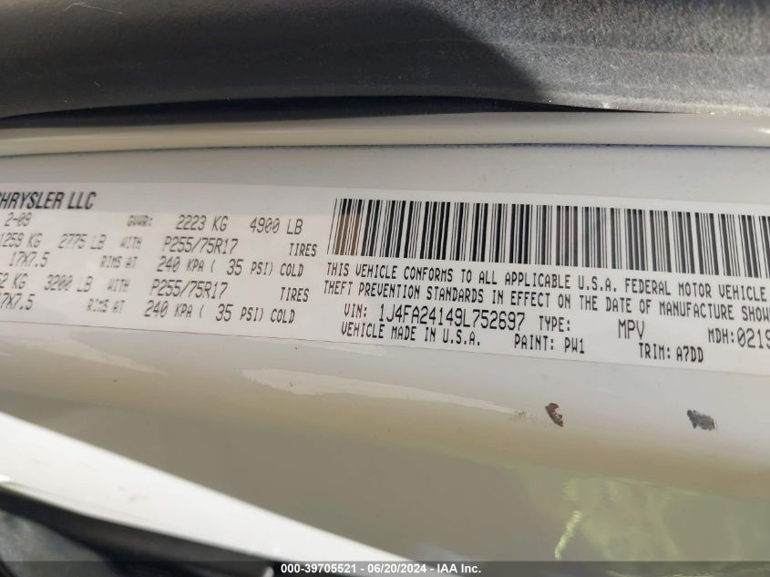 2009 Jeep Wrangler X VIN: 1J4FA24149L752697 Lot: 39705521