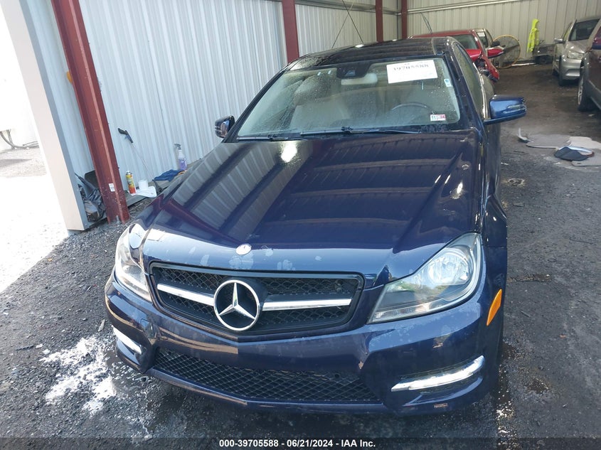 2013 MERCEDES-BENZ C 250 250 - WDDGJ4HB5DG024029