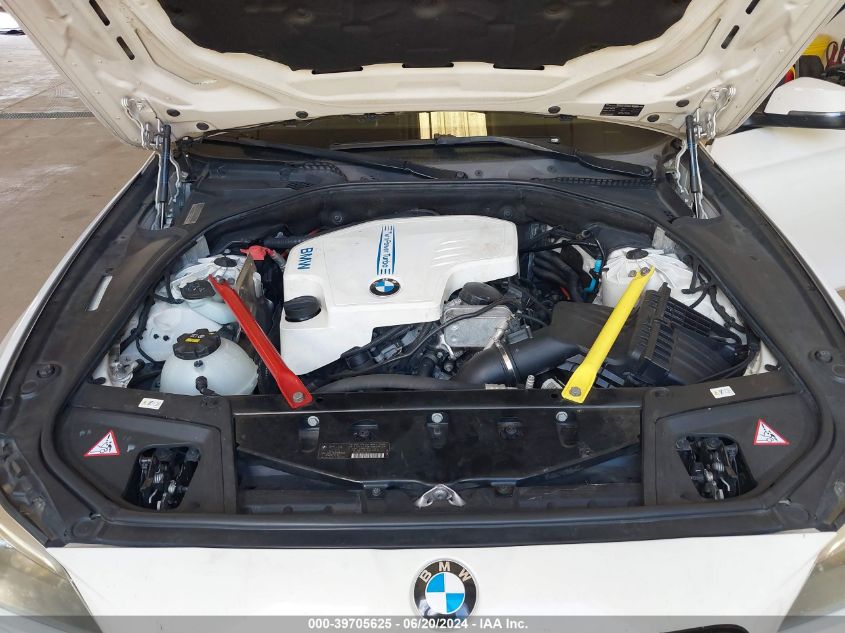 2015 BMW 528I xDrive VIN: WBA5A7C58FD621438 Lot: 39705625