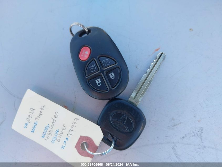 2012 Toyota Highlander Se V6 VIN: 5TDBK3EH2CS099702 Lot: 39705668