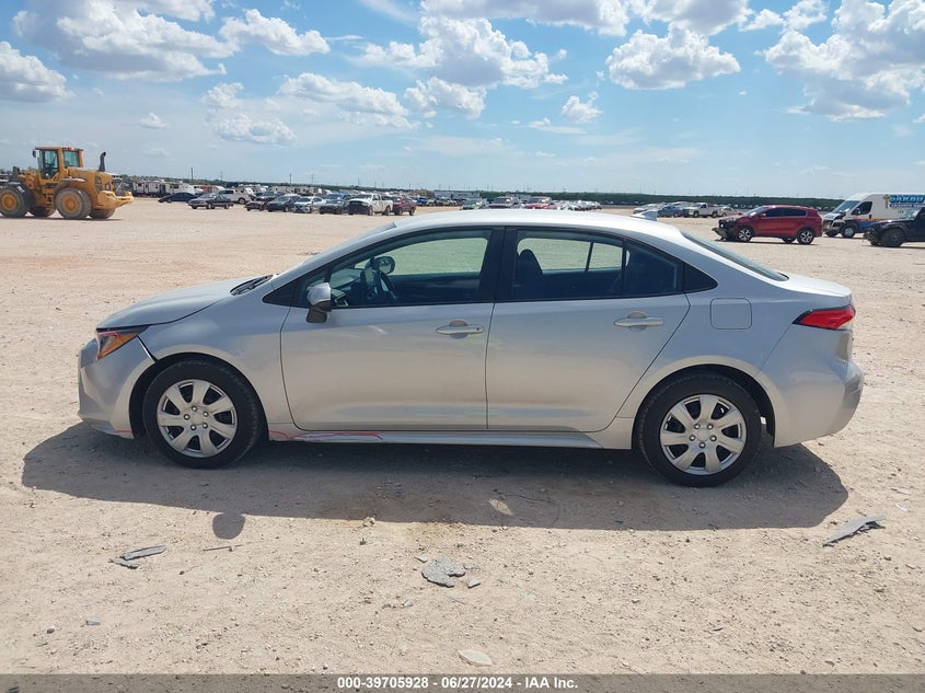 VIN 5YFEPMAE2NP358653 2022 TOYOTA COROLLA LE