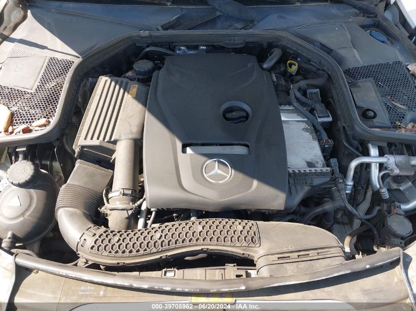 2017 Mercedes-Benz C 300 Luxury/Sport VIN: 55SWF4JB7HU208520 Lot: 39705962