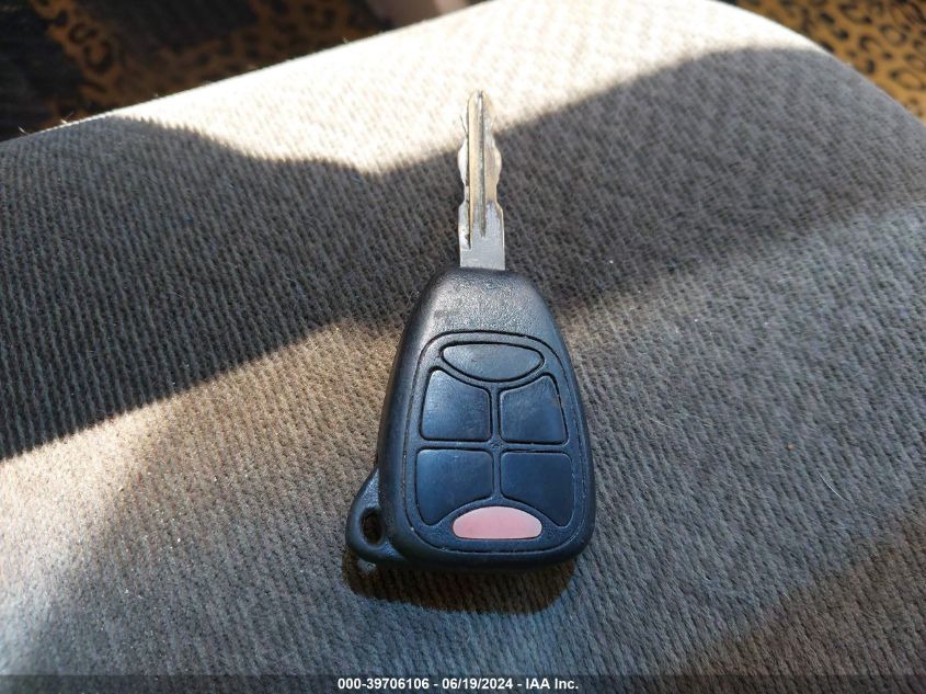 2005 Chrysler Town & Country Touring VIN: 2C4GP54L35R244203 Lot: 39706106