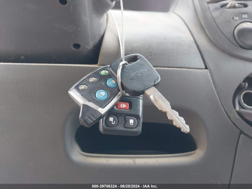 2002 Ford F150 Supercrew VIN: 1FTRW08L22KC06996 Lot: 39706324