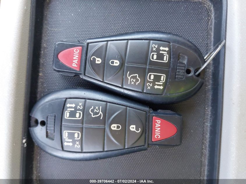 2011 Chrysler Town & Country Touring VIN: 2A4RR5DG1BR694685 Lot: 39706442