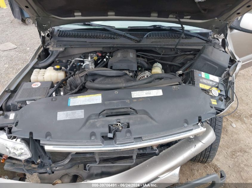 2000 Chevrolet Tahoe All New Lt VIN: 1GNEK13T4YJ172508 Lot: 39706491