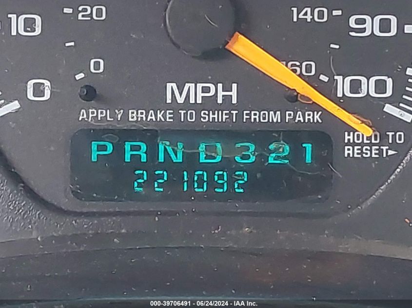 2000 Chevrolet Tahoe All New Lt VIN: 1GNEK13T4YJ172508 Lot: 39706491