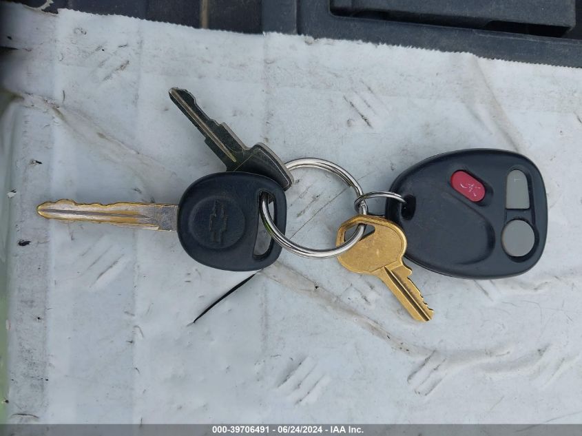 2000 Chevrolet Tahoe All New Lt VIN: 1GNEK13T4YJ172508 Lot: 39706491