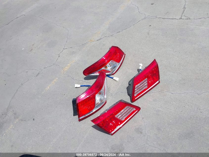 2011 Lexus Es 350 VIN: JTHBK1EG9B2447480 Lot: 39706572