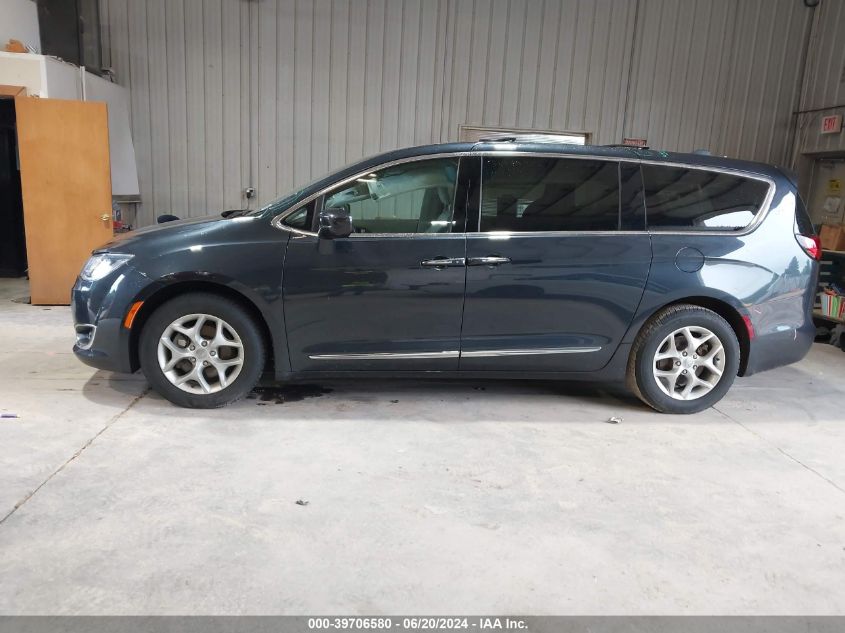 2019 Chrysler Pacifica Touring L Plus VIN: 2C4RC1EGXKR706220 Lot: 39706580