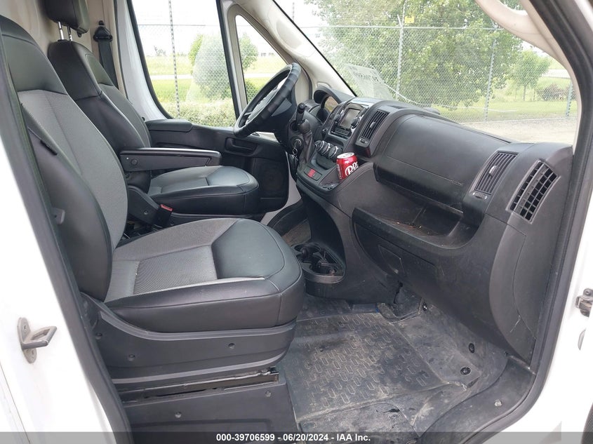 2018 Ram Promaster 2500 High Roof 159 Wb VIN: 3C6TRVDGXJE104471 Lot: 39706599