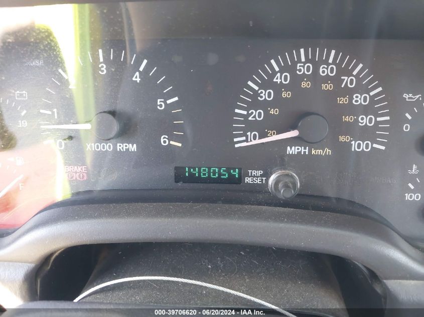 2000 Jeep Cherokee Sport VIN: 1J4FF48SXYL202841 Lot: 39706620