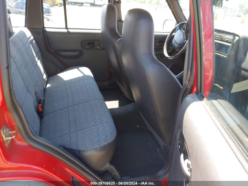 2000 Jeep Cherokee Sport VIN: 1J4FF48SXYL202841 Lot: 39706620