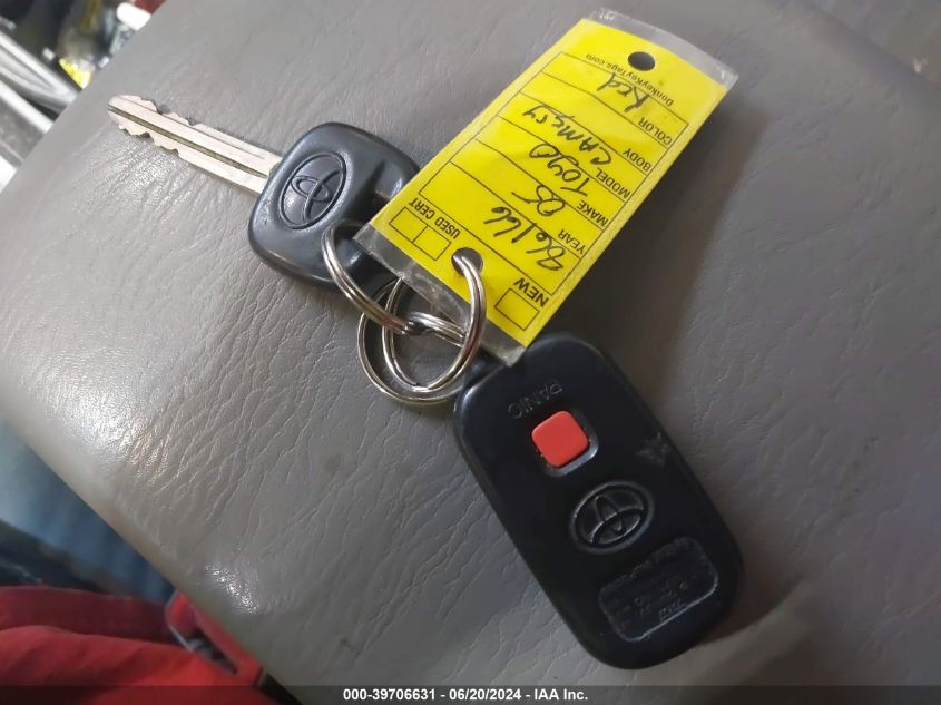 2005 Toyota Camry Le VIN: 4T1BE32K55U080384 Lot: 39706631