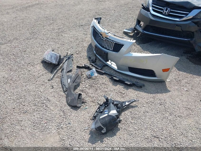 2014 Chevrolet Cruze 1Lt Auto VIN: 1G1PC5SB5E7277395 Lot: 39706711