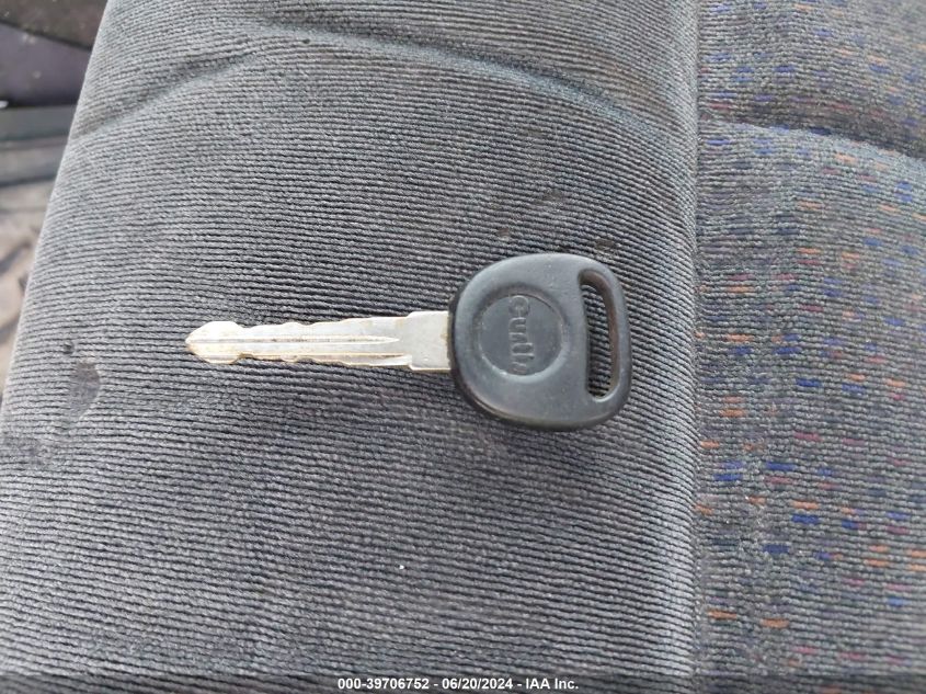 2000 Chevrolet Silverado 1500 Ls VIN: 1GCEK19T8YE138662 Lot: 39706752