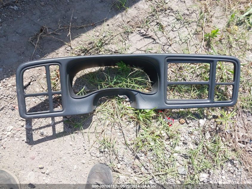 2000 Chevrolet Silverado 1500 Ls VIN: 1GCEK19T8YE138662 Lot: 39706752