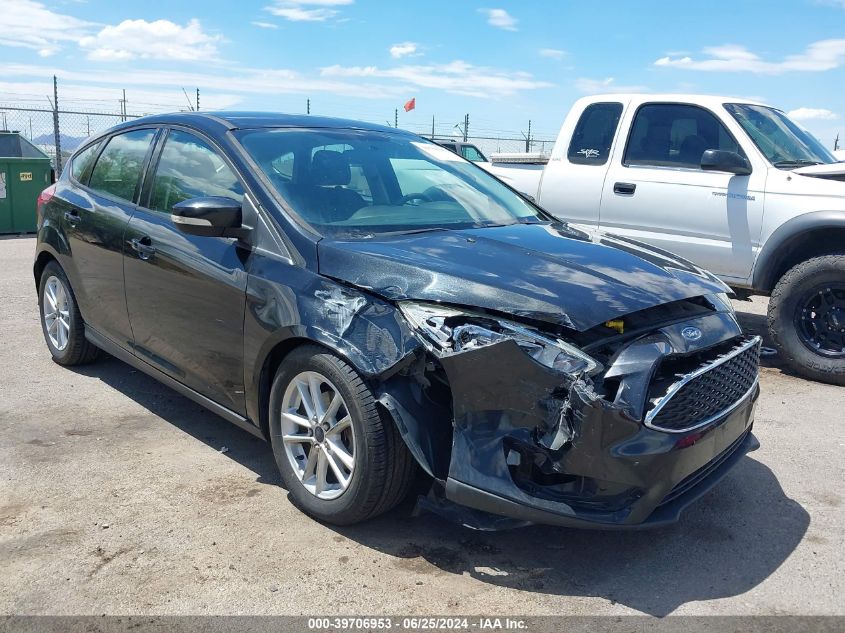 2015 Ford Focus Se VIN: 1FADP3K28FL382711 Lot: 39706953