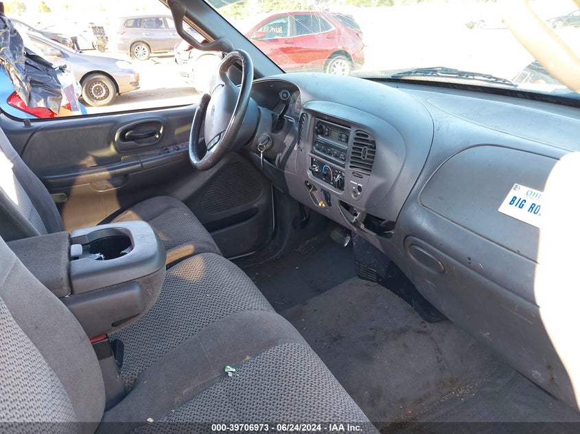 2002 Ford F-150 Xl/Xlt VIN: 1FTRF17212NA41469 Lot: 39706973