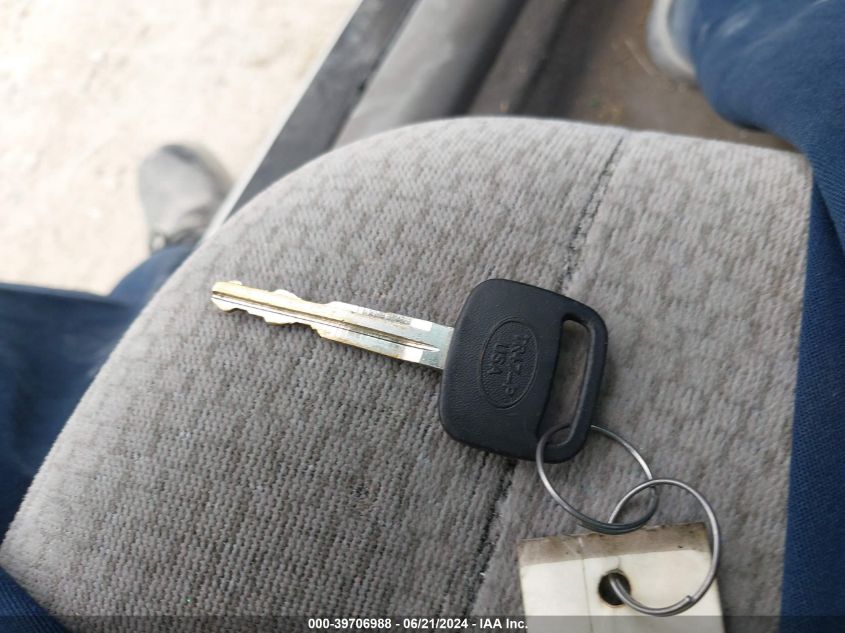 2003 Toyota Corolla Le VIN: JTDBR32E230038097 Lot: 39706988