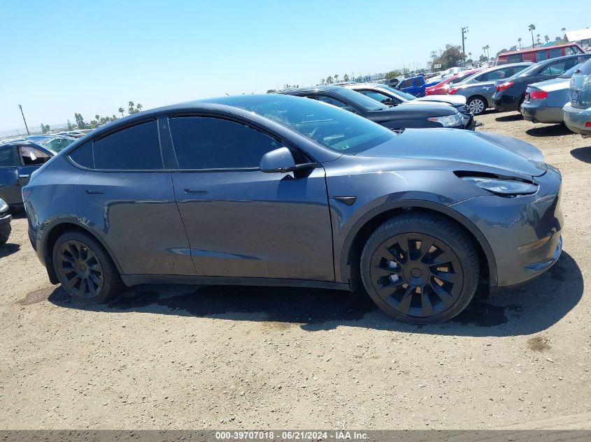 2021 Tesla Model Y Long Range Dual Motor All-Wheel Drive VIN: 5YJYGDEE7MF274197 Lot: 39707018