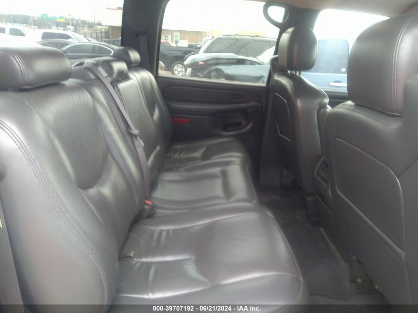 2005 GMC New Sierra C1500 VIN: 2GTEC13TX51348702 Lot: 39707192