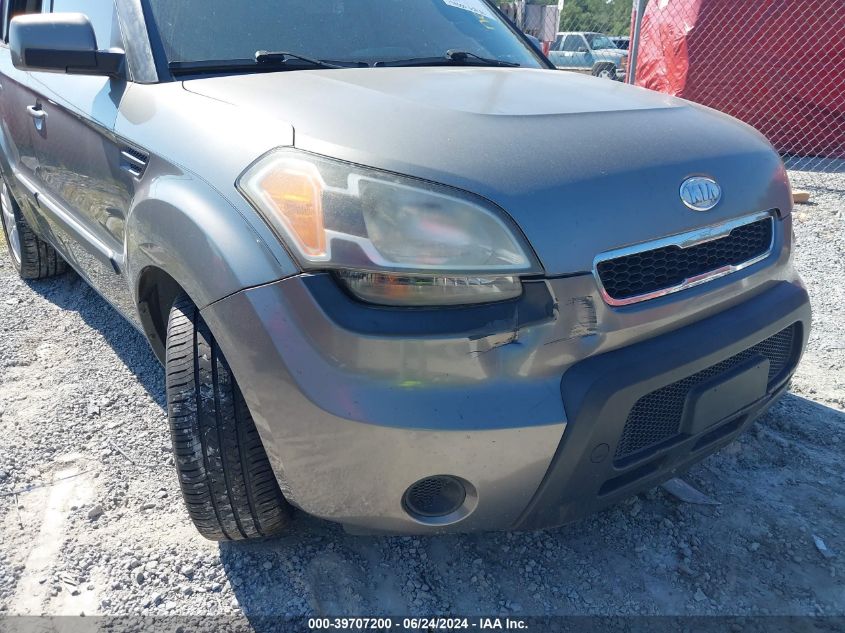 2011 Kia Soul + VIN: KNDJT2A27B7298323 Lot: 39707200