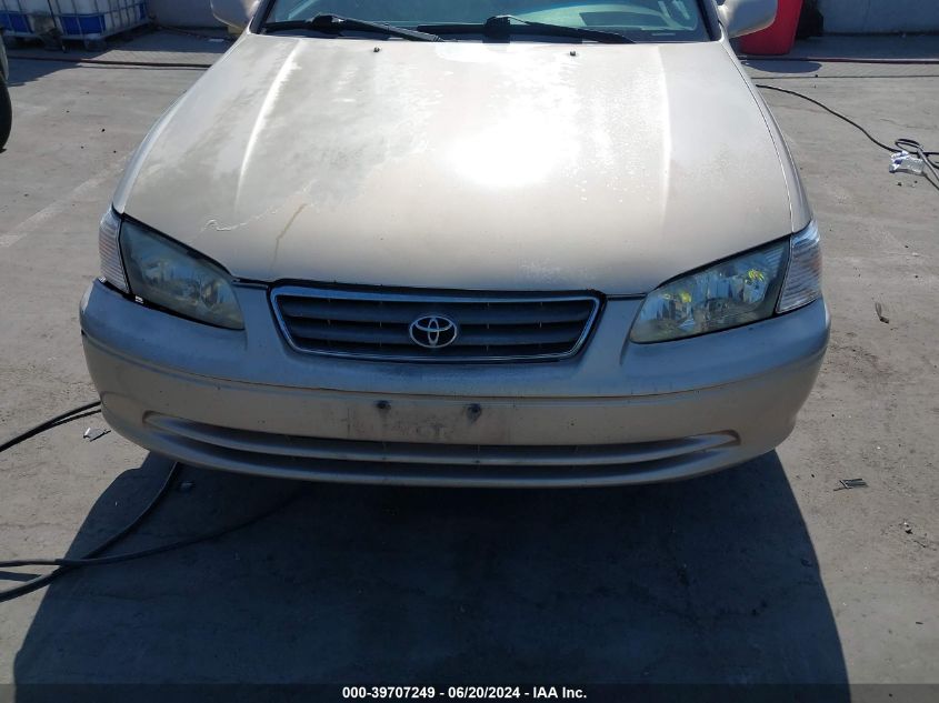 2000 Toyota Camry Ce VIN: 4T1BG22K2YU942842 Lot: 39707249