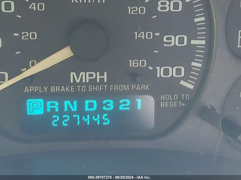 2002 Chevrolet Tahoe Lt VIN: 1GNEK13Z62R128734 Lot: 39707278