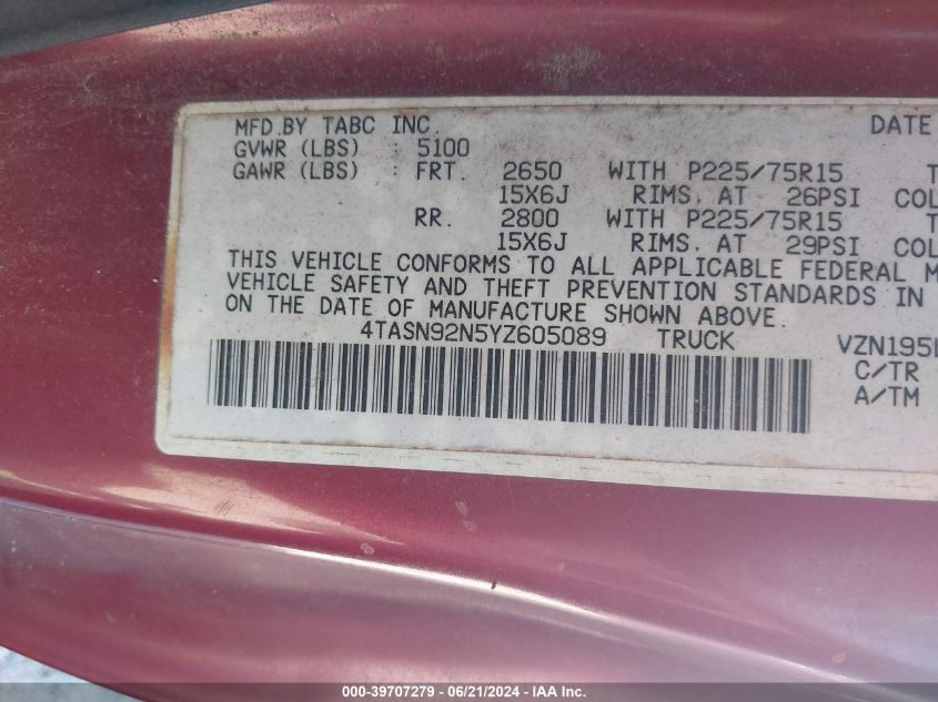 2000 Toyota Tacoma Prerunner V6 VIN: 4TASN92N5YZ605089 Lot: 39707279