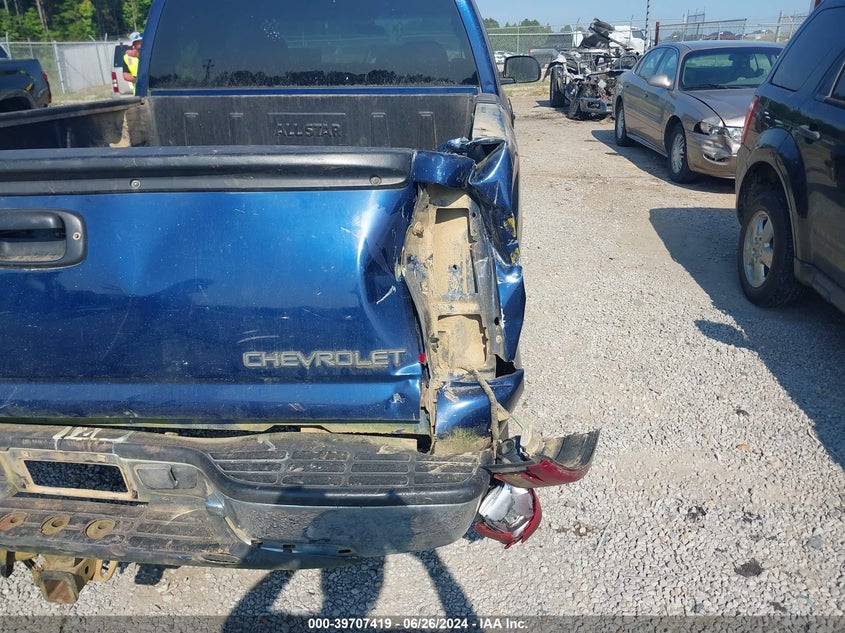 2001 Chevrolet Silverado 1500 Ls VIN: 2GCEC19TX11194624 Lot: 39707419