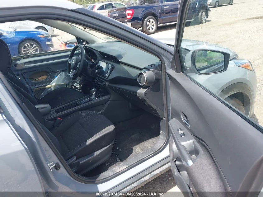 2021 Nissan Kicks Sv Xtronic Cvt VIN: 3N1CP5CV4ML532778 Lot: 39707454