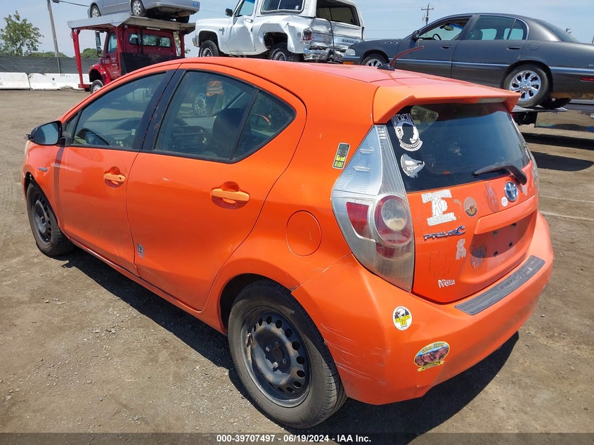2013 Toyota Prius C Two VIN: JTDKDTB35D1039432 Lot: 39707497