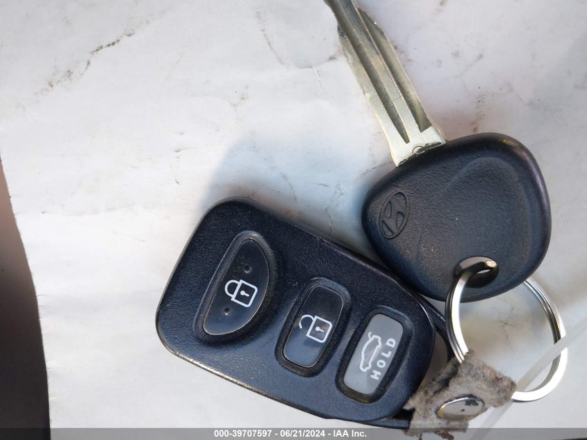 2012 Hyundai Elantra Gls VIN: 5NPDH4AE9CH067229 Lot: 39707597