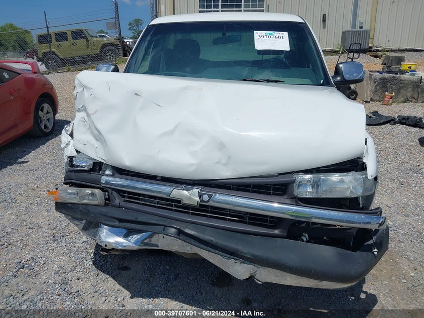 2002 Chevrolet Silverado 1500 Ls VIN: 1GCEC14V22Z261167 Lot: 39707601