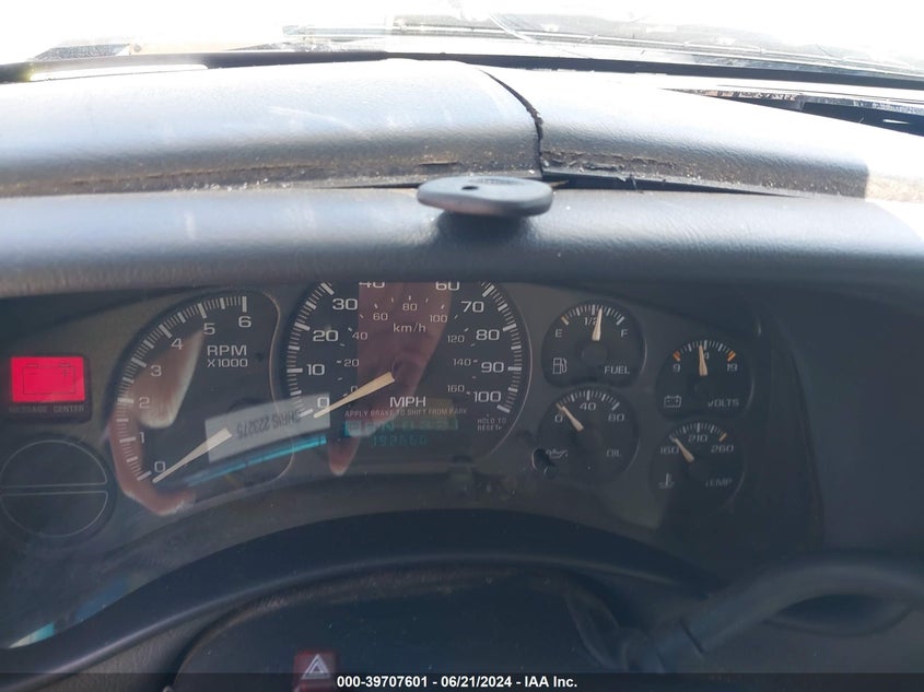 2002 Chevrolet Silverado 1500 Ls VIN: 1GCEC14V22Z261167 Lot: 39707601