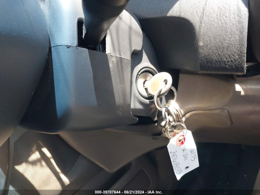 2001 Jeep Grand Cherokee Laredo VIN: 1J4GX48S21C646173 Lot: 39707644