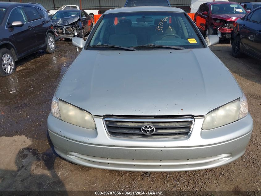2000 Toyota Camry Ce/Le/Xle VIN: 4T1BG22K4YU00 Lot: 39707656