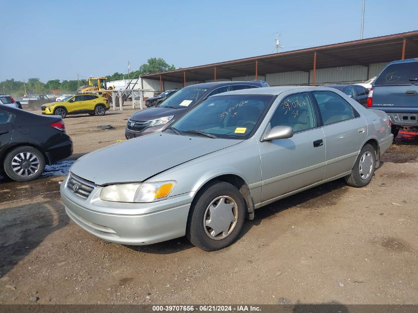 2000 Toyota Camry Ce/Le/Xle VIN: 4T1BG22K4YU00 Lot: 39707656