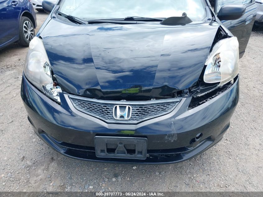 2011 Honda Fit VIN: JHMGE8H33BS002831 Lot: 39707773