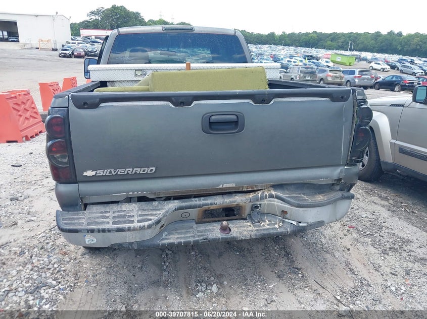 2006 Chevrolet Silverado 1500 Work Truck VIN: 2GCEC19V361152658 Lot: 39707815