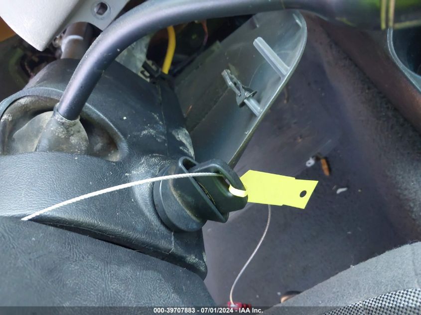 2000 Ford Ranger Xl/Xlt VIN: 1FTYR14V7YTA82971 Lot: 39707883